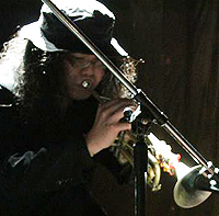 小西徹郎( Tetsuroh Konishi )