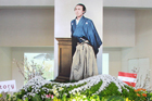 豪華な祭壇
